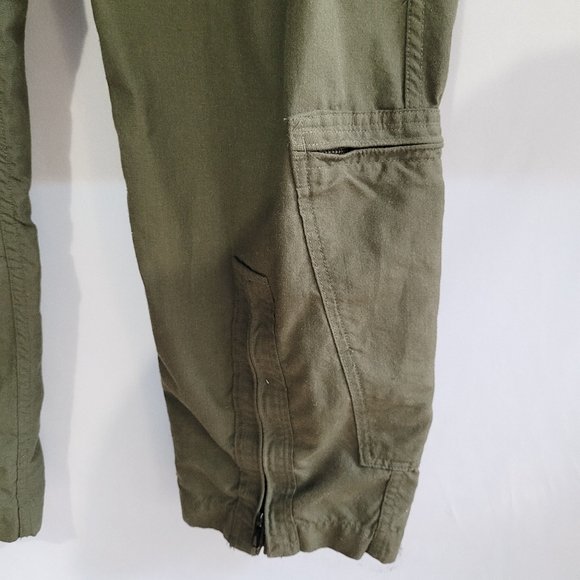 Air Force Coveralls, Flyers CWU-27/P Type I Class 1 Sage Green 1590 Size 42L. - Picture 10 of 12